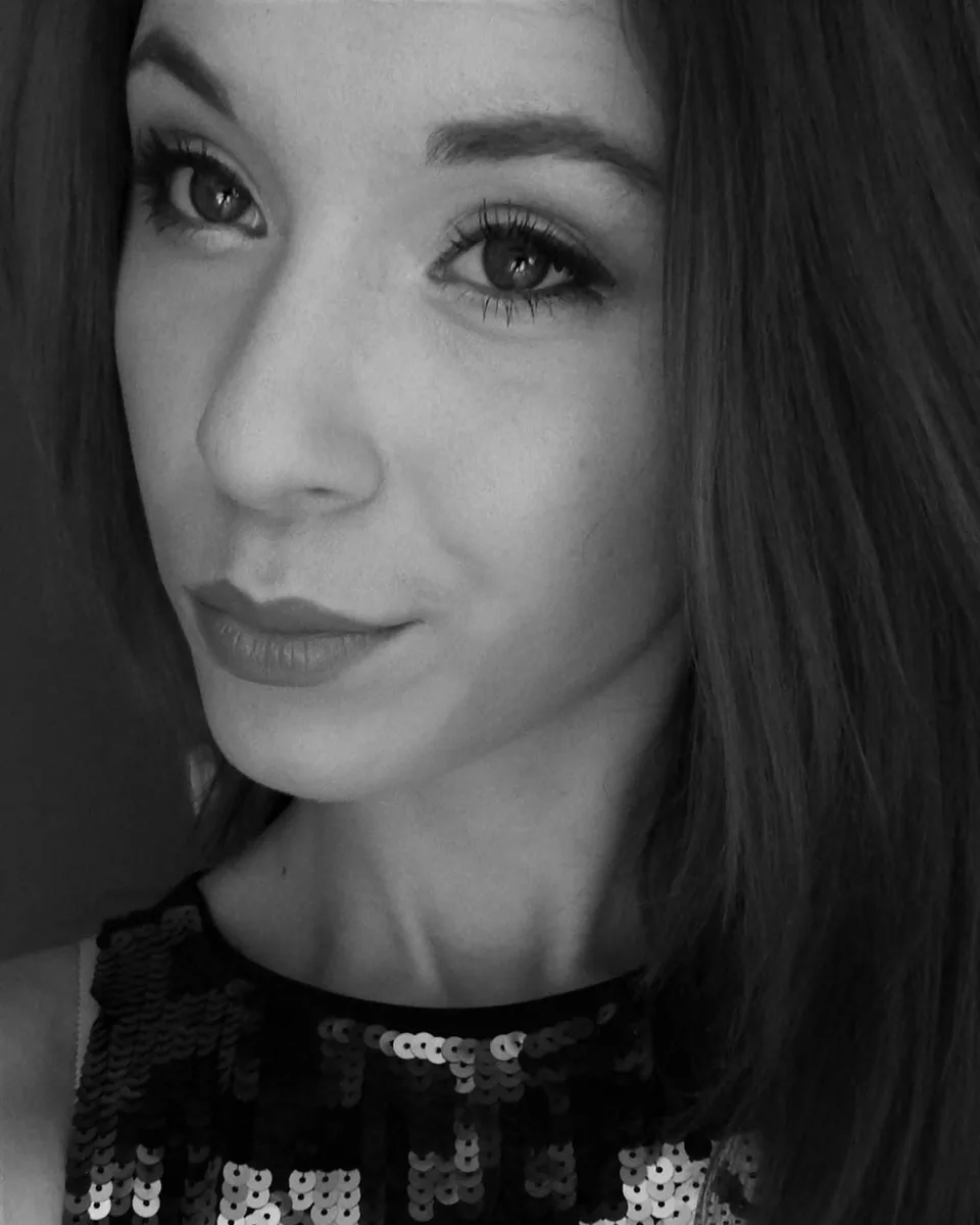 Black and white portrait of Irena, the tattoo artist